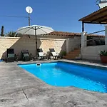 Monte Azul Nyaraló